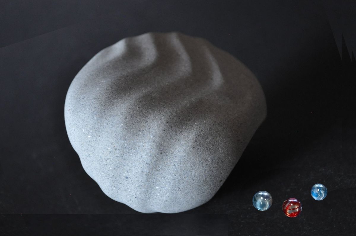 Smile stone / Sandstone, Glass balls