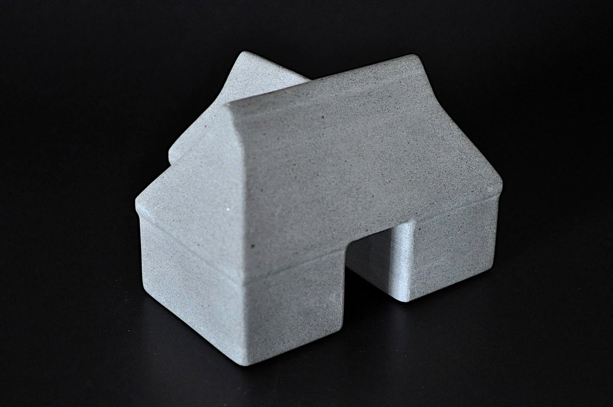House of stone 02, 9.8x11.7x8.3h / Sandstone