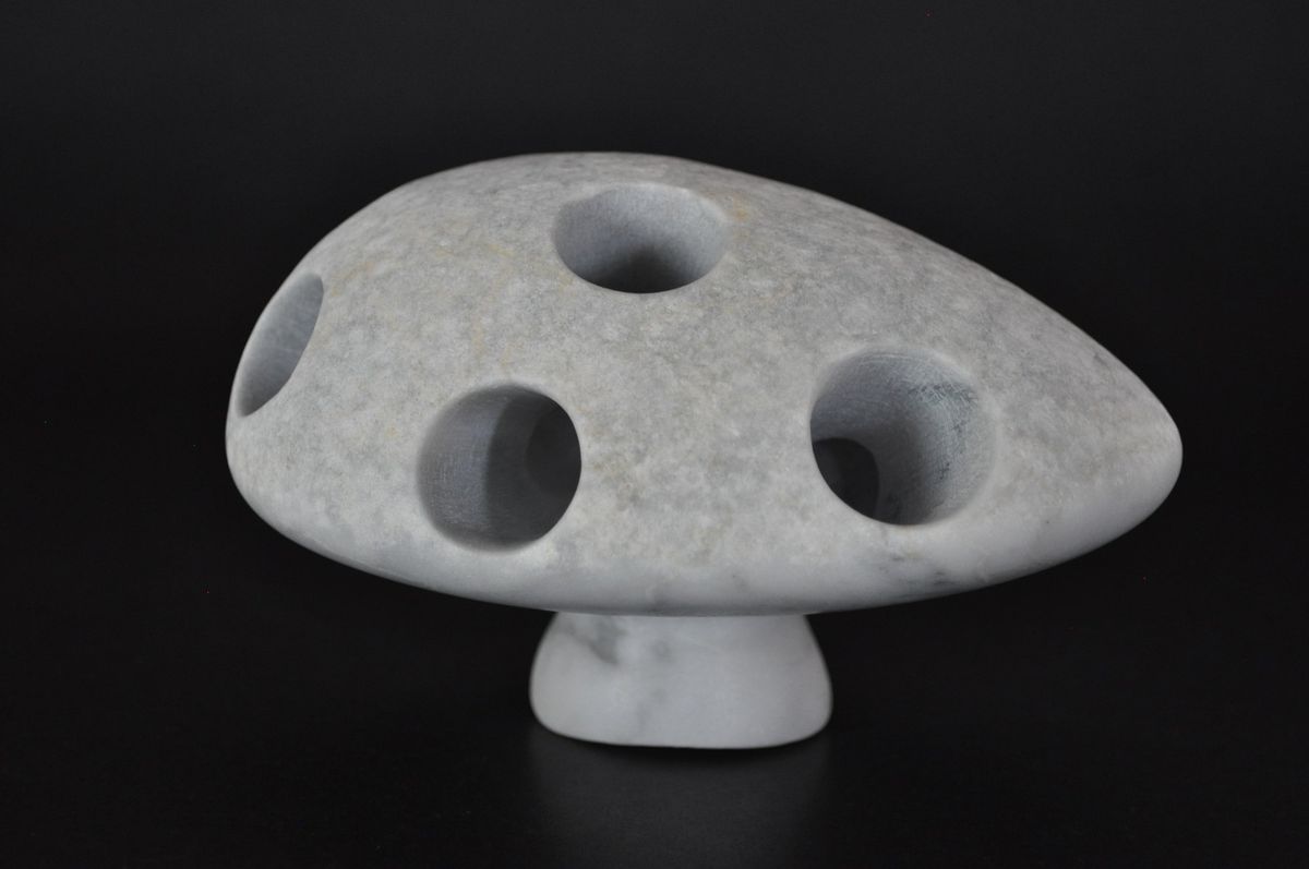 House in the woods 2 / Marble
